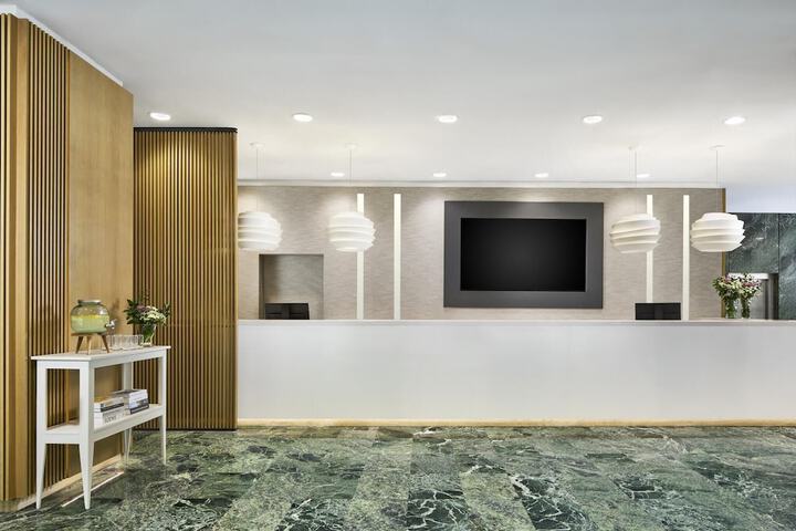 Guest Lobby
