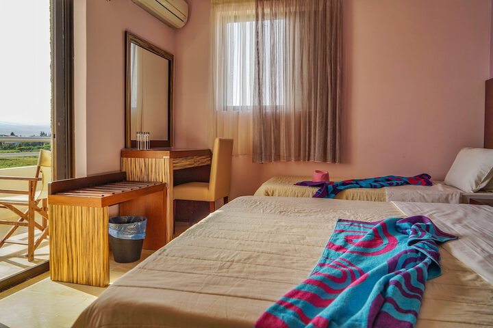 Room 21 of 53