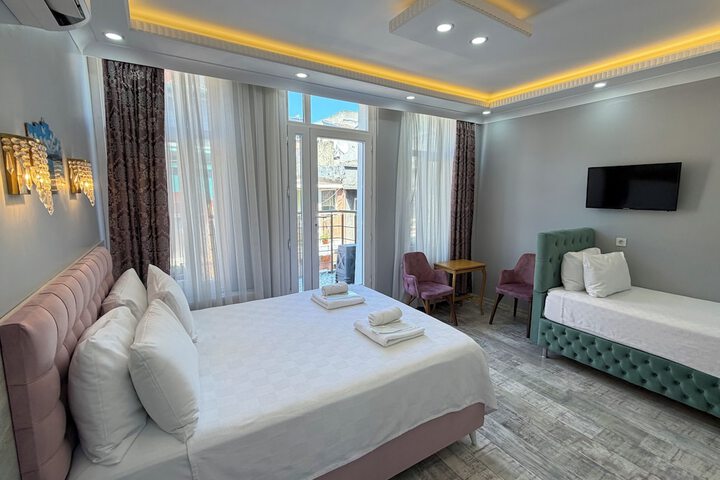 Room 47 of 105
