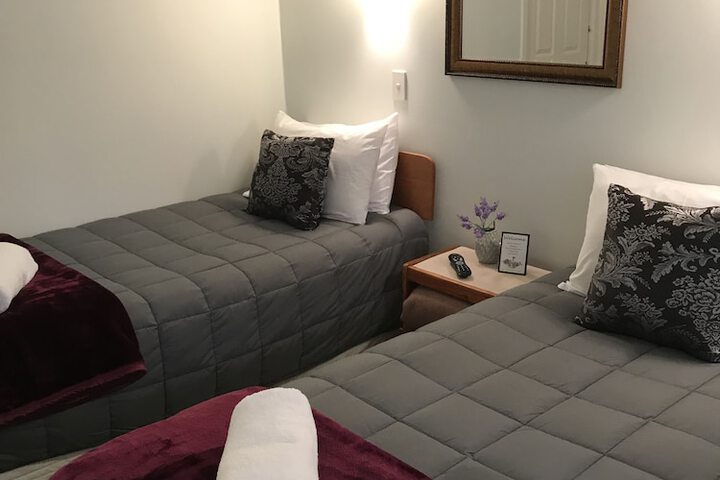 Room 8 of 43