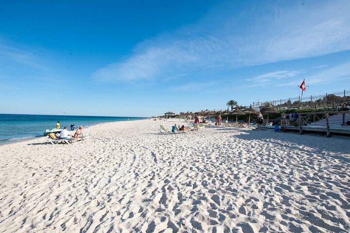 Beach 31 of 44