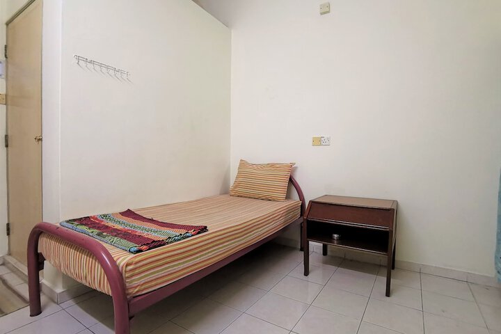 Room 25 of 36