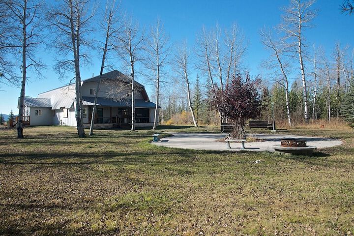 Property Grounds 40 of 49