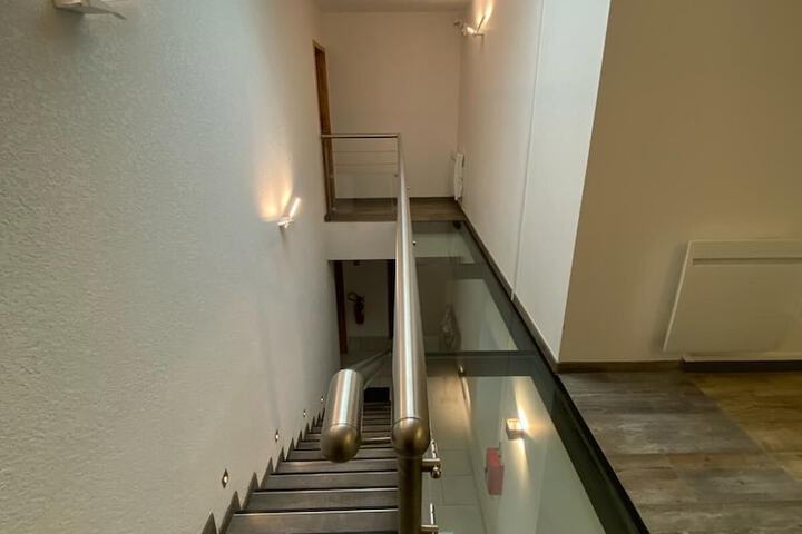 Room 8 of 63