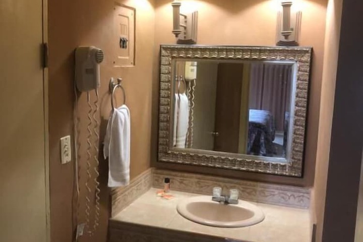 Room 20 of 23