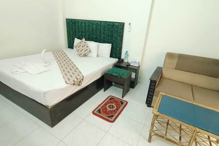 Room 14 of 35