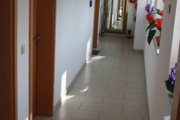 Ballroom/Hall 34 of 40