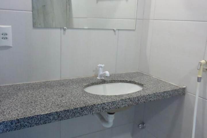 Room 14 of 37