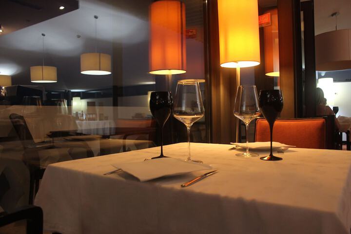 Dining 56 of 129