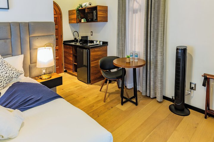 Room 212 of 329