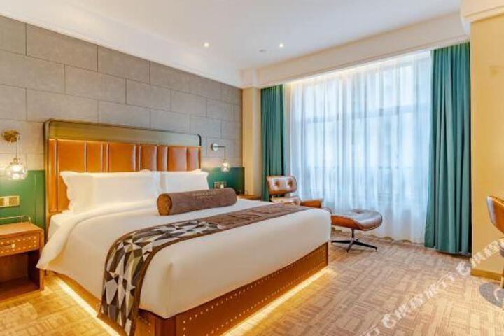 Zhefei Hotel (Hefei Jade Road University Town)