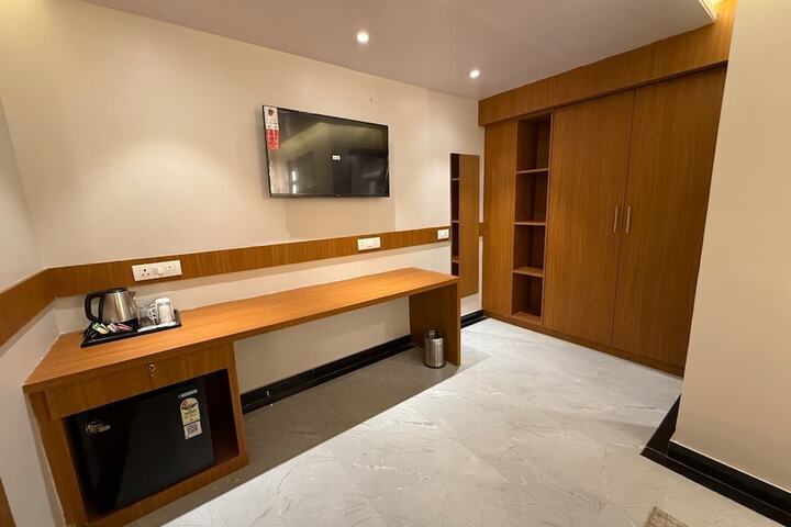 Room 18 of 68