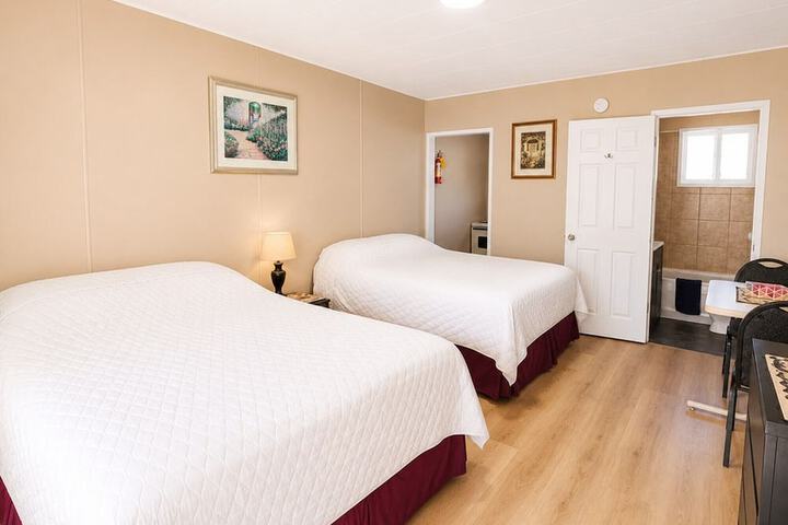 Room 6 of 46
