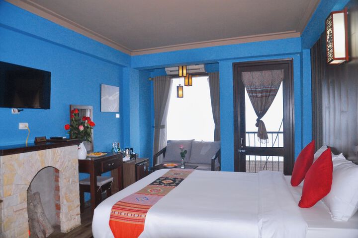 Room 13 of 72