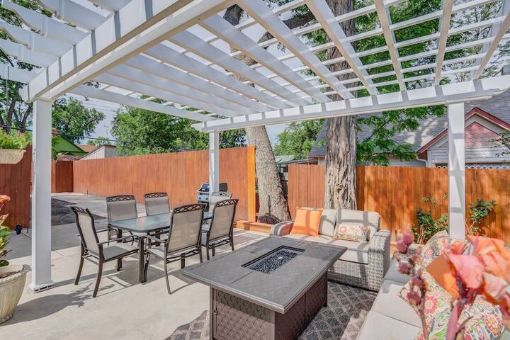 Terrace/Patio 27 of 46