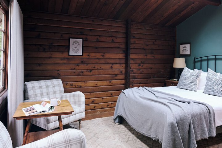 Room 10 of 69