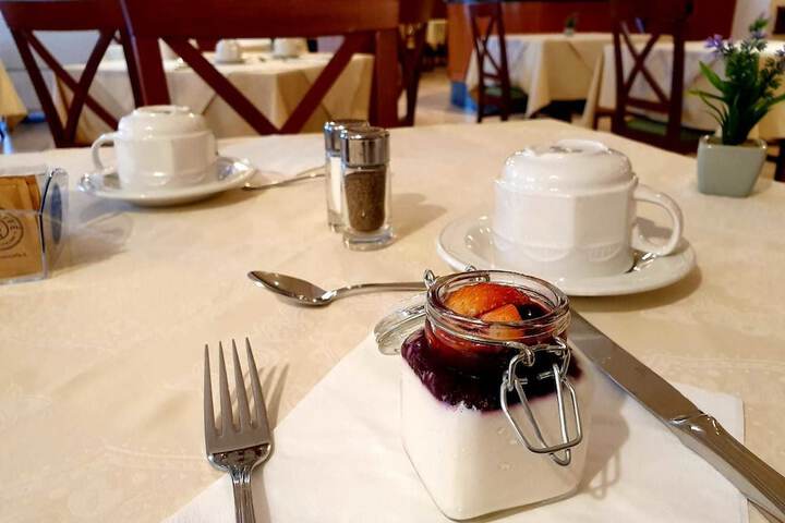 Breakfast buffet
