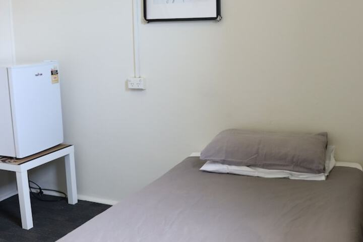 Room 3 of 29