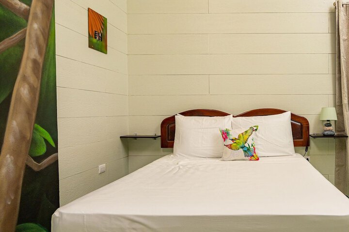Room 42 of 64