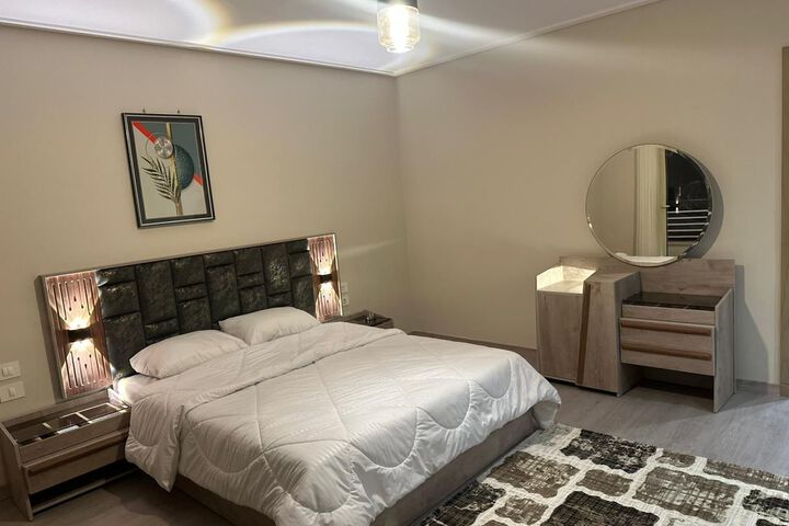 Room 15 of 15