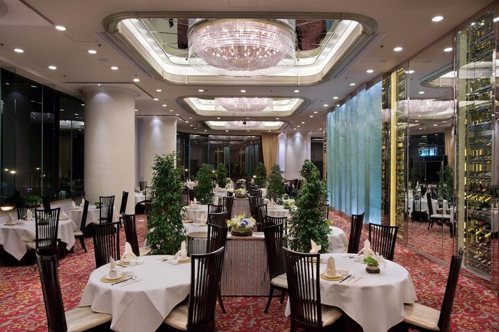 Dining 68 of 90