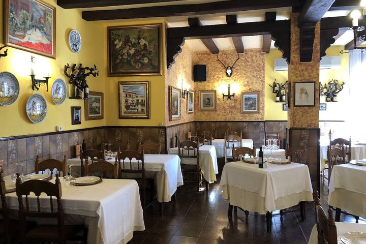 Dining 146 of 183