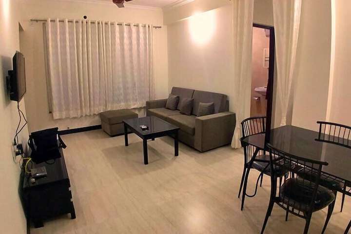 Room 5 of 15