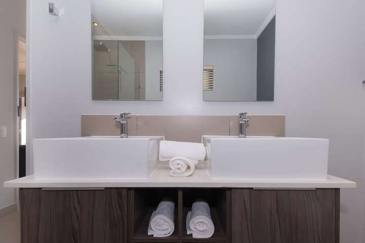 Room 25 of 26