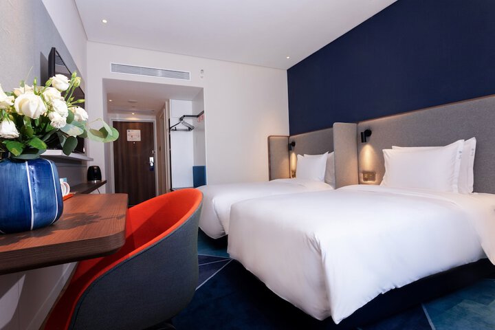 Room 9 of 54
