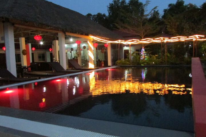 Pool 28 of 48