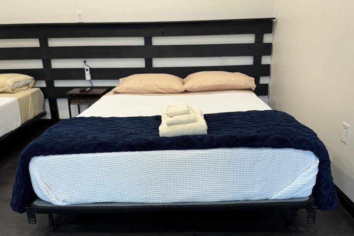 Room 3 of 16