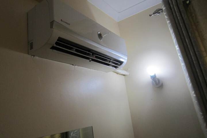 Room 19 of 50