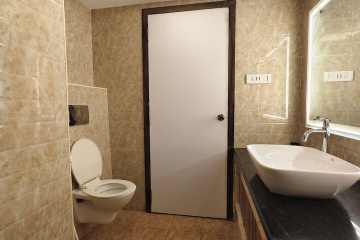 Room 21 of 31