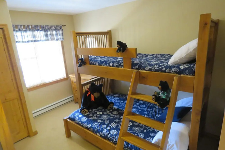 Room 3 of 13