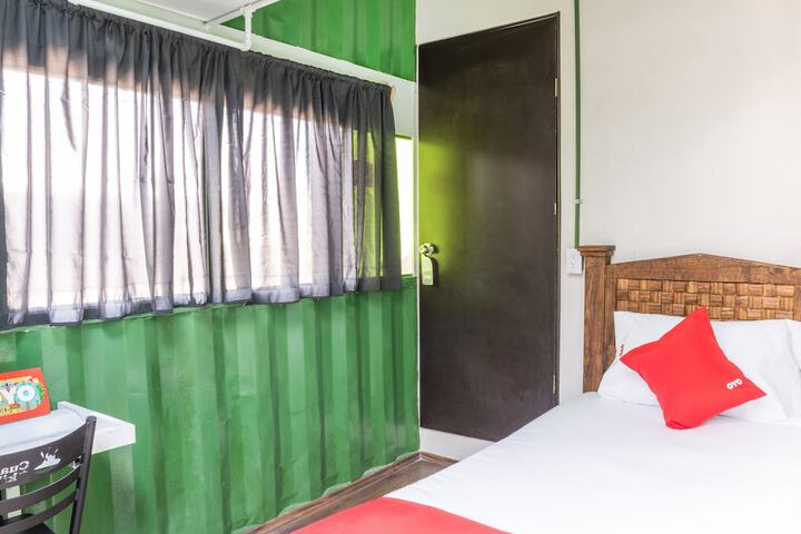 Room 6 of 30
