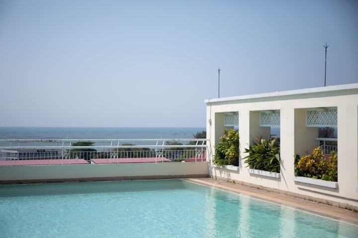 Pools & Facilities