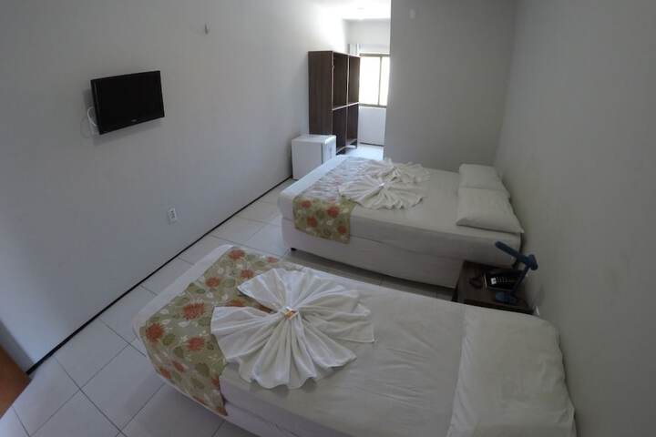 Room 4 of 37