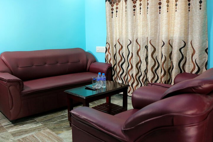 Hotel Interior 7 of 38