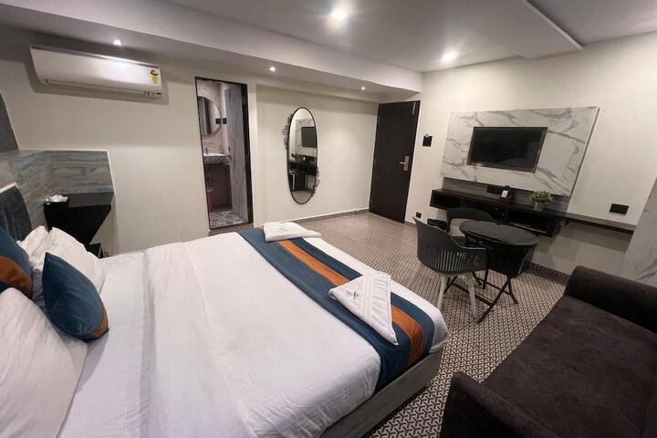 Photo of Hotel New Diamond by Glitz Hotels