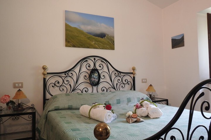 Room 10 of 34