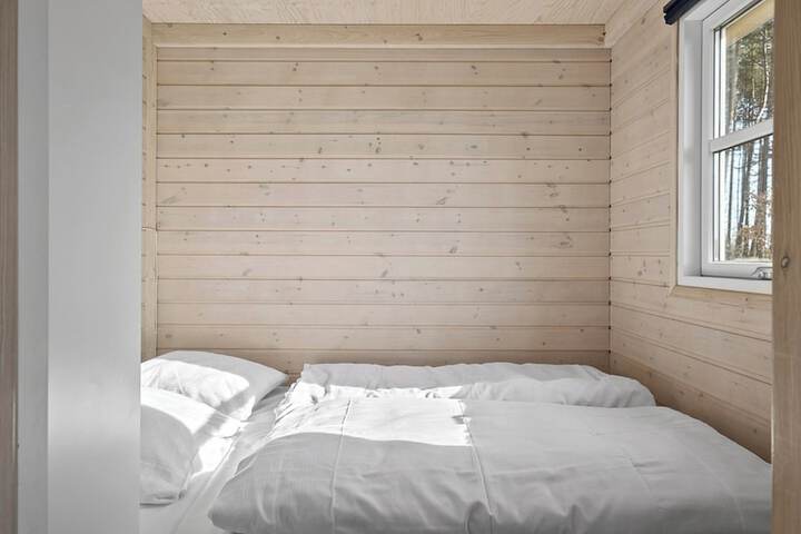 Room 7 of 23