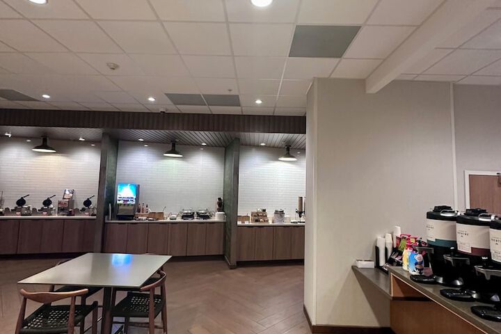Breakfast area