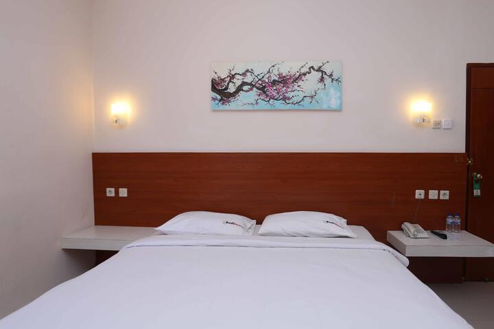 Room 2 of 5