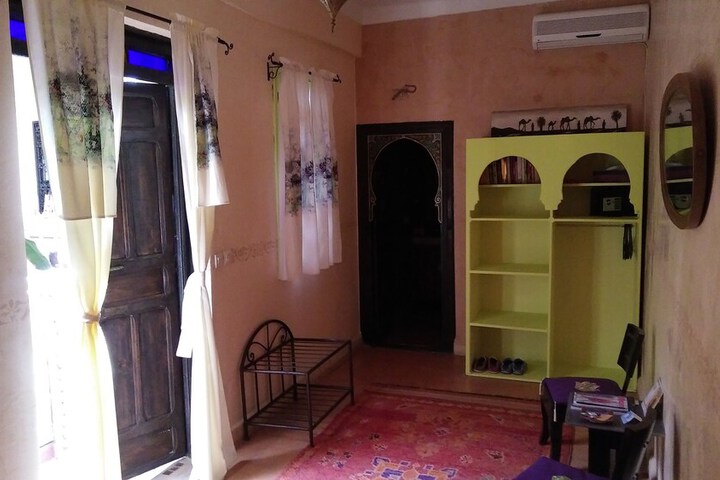 Room 18 of 38