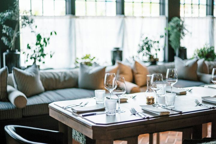 Dining 80 of 88