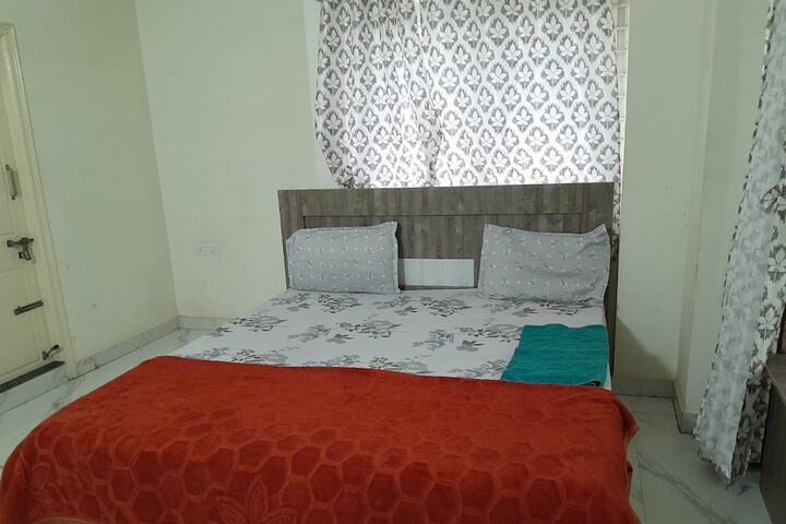Room 2 of 58