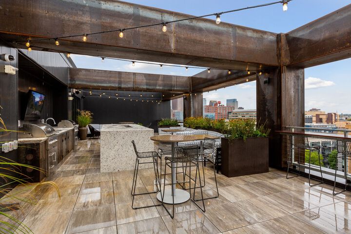Terrace/Patio 1 of 8