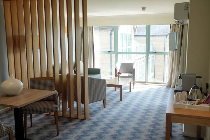 Room 25 of 72