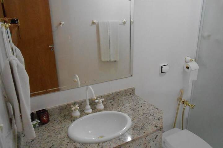 Clean Restrooms