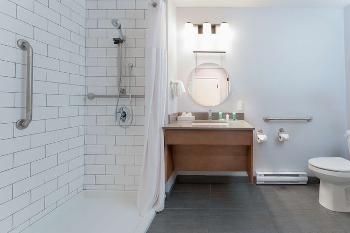 Clean Restrooms